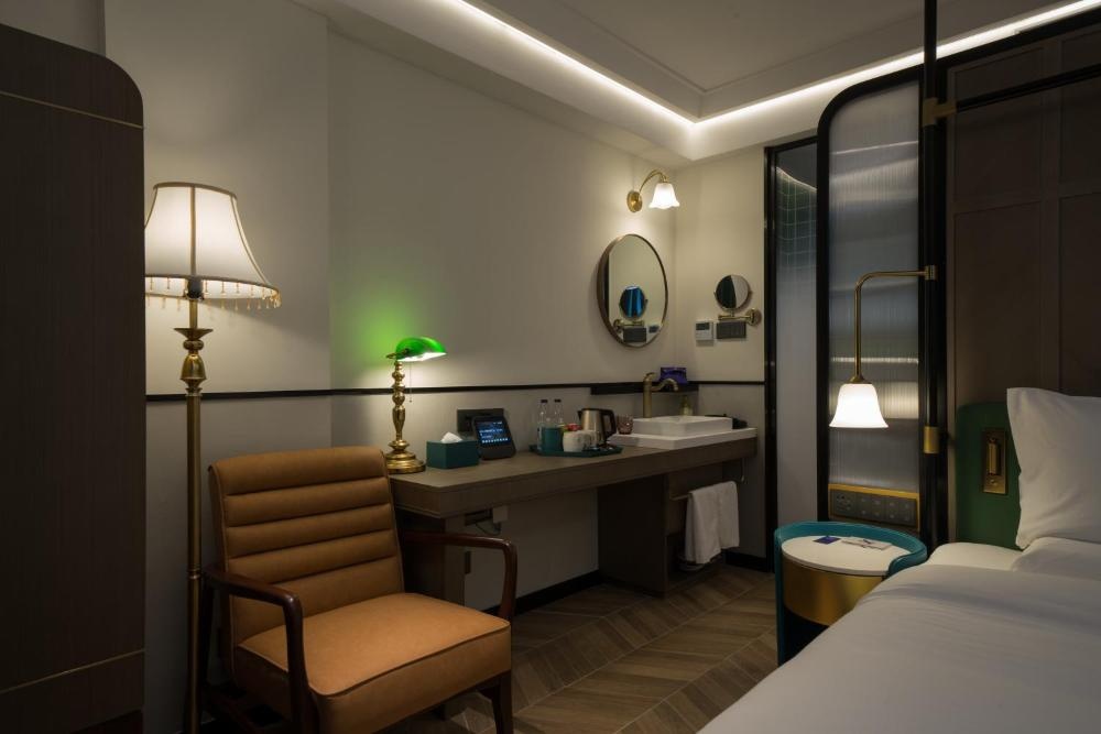 Shanghai Huaihai Mansion